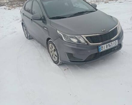 Серый Киа Рио, объемом двигателя 1.4 л и пробегом 300 тыс. км за 5850 $, фото 1 на Automoto.ua
