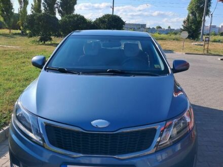 Серый Киа Рио, объемом двигателя 0 л и пробегом 112 тыс. км за 7000 $, фото 1 на Automoto.ua