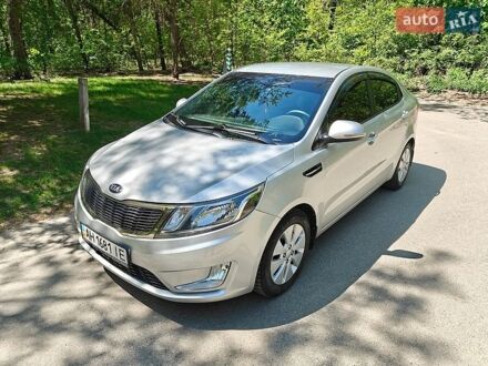 Серый Киа Рио, объемом двигателя 1.6 л и пробегом 130 тыс. км за 8000 $, фото 1 на Automoto.ua