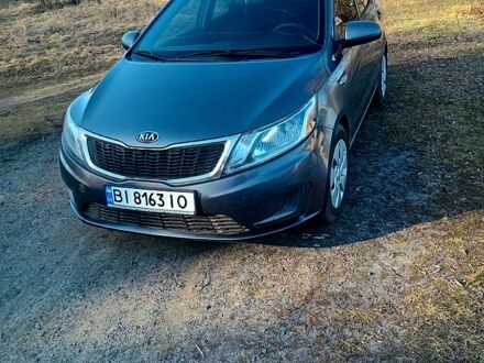 Серый Киа Рио, объемом двигателя 1.4 л и пробегом 300 тыс. км за 5200 $, фото 1 на Automoto.ua