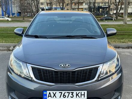 Серый Киа Рио, объемом двигателя 1.4 л и пробегом 103 тыс. км за 9000 $, фото 1 на Automoto.ua