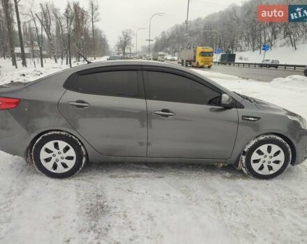 Серый Киа Рио, объемом двигателя 1.4 л и пробегом 190 тыс. км за 9000 $, фото 1 на Automoto.ua