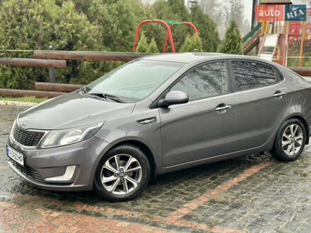 Серый Киа Рио, объемом двигателя 1.4 л и пробегом 190 тыс. км за 8000 $, фото 1 на Automoto.ua