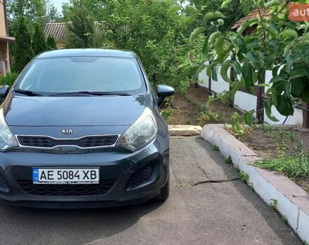 Серый Киа Рио, объемом двигателя 1.12 л и пробегом 198 тыс. км за 6500 $, фото 1 на Automoto.ua