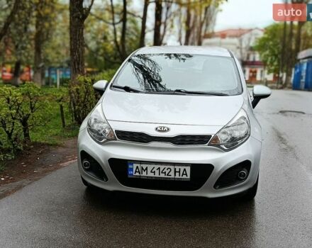 Серый Киа Рио, объемом двигателя 1.12 л и пробегом 200 тыс. км за 5700 $, фото 1 на Automoto.ua