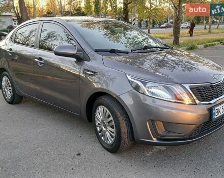 Серый Киа Рио, объемом двигателя 1.4 л и пробегом 135 тыс. км за 8800 $, фото 1 на Automoto.ua