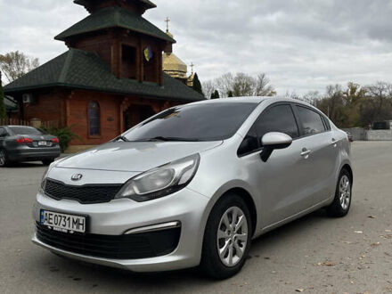 Кіа Ріо 2015 у Дніпро (Дніпропетровську) на Automoto.ua Сірий Кіа Ріо, об'ємом двигуна 1.4 л та пробігом 167 тис. км за 8999 $, фото 1 на Automoto.ua
