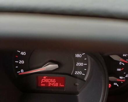 Серый Киа Рио, объемом двигателя 1.4 л и пробегом 35 тыс. км за 11000 $, фото 1 на Automoto.ua