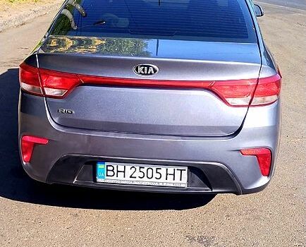 Серый Киа Рио, объемом двигателя 1.4 л и пробегом 85 тыс. км за 9500 $, фото 1 на Automoto.ua