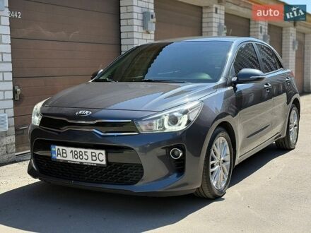 Серый Киа Рио, объемом двигателя 1.37 л и пробегом 137 тыс. км за 12800 $, фото 1 на Automoto.ua