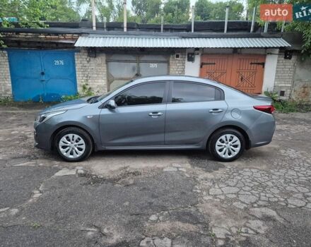 Серый Киа Рио, объемом двигателя 1.6 л и пробегом 140 тыс. км за 11850 $, фото 1 на Automoto.ua