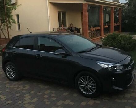 Сірий Кіа Ріо, об'ємом двигуна 1.4 л та пробігом 49 тис. км за 13500 $, фото 1 на Automoto.ua