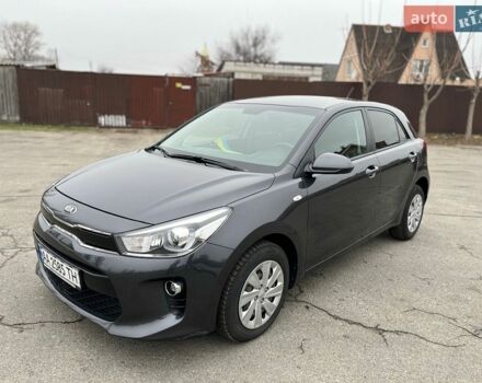 Серый Киа Рио, объемом двигателя 1.4 л и пробегом 91 тыс. км за 12000 $, фото 1 на Automoto.ua