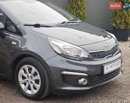 Серый Киа Рио, объемом двигателя 1.4 л и пробегом 14 тыс. км за 13900 $, фото 1 на Automoto.ua