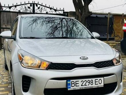 Сірий Кіа Ріо, об'ємом двигуна 1.59 л та пробігом 60 тис. км за 12000 $, фото 1 на Automoto.ua