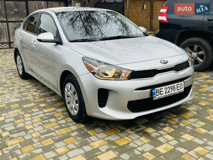 Серый Киа Рио, объемом двигателя 1.59 л и пробегом 68 тыс. км за 11900 $, фото 1 на Automoto.ua