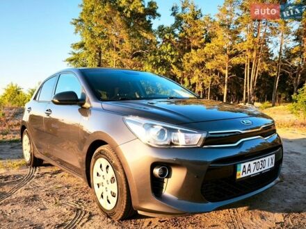 Серый Киа Рио, объемом двигателя 1.37 л и пробегом 85 тыс. км за 13700 $, фото 1 на Automoto.ua