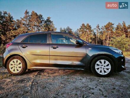 Серый Киа Рио, объемом двигателя 1.37 л и пробегом 85 тыс. км за 14200 $, фото 1 на Automoto.ua