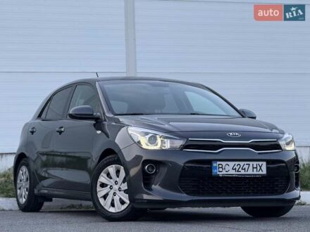 Киа Рио 2018 в Львове на Automoto.ua Серый Киа Рио, объемом двигателя 1.4 л и пробегом 56 тыс. км за 12800 $, фото 1 на Automoto.ua