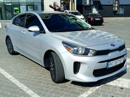 Серый Киа Рио, объемом двигателя 1.6 л и пробегом 100 тыс. км за 11299 $, фото 1 на Automoto.ua