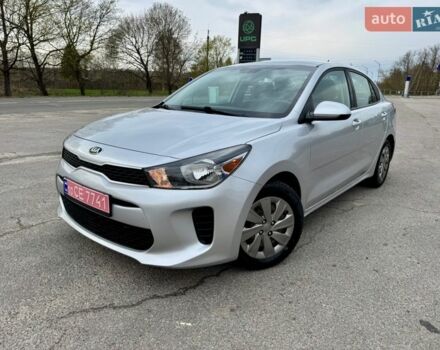 Серый Киа Рио, объемом двигателя 1.59 л и пробегом 68 тыс. км за 11500 $, фото 1 на Automoto.ua