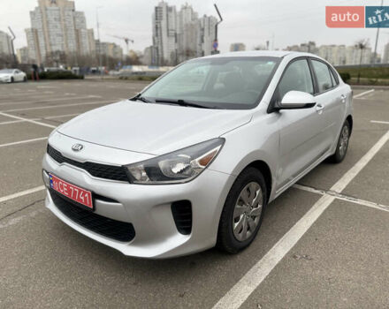 Серый Киа Рио, объемом двигателя 1.6 л и пробегом 65 тыс. км за 12800 $, фото 1 на Automoto.ua