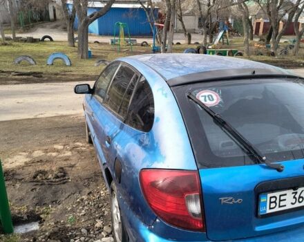 Синий Киа Рио, объемом двигателя 1.5 л и пробегом 243 тыс. км за 2700 $, фото 3 на Automoto.ua
