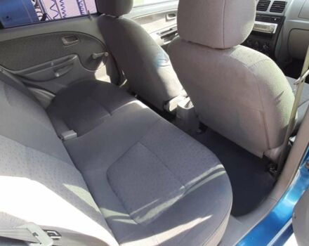 Синій Кіа Ріо, об'ємом двигуна 1.3 л та пробігом 208 тис. км за 4800 $, фото 17 на Automoto.ua