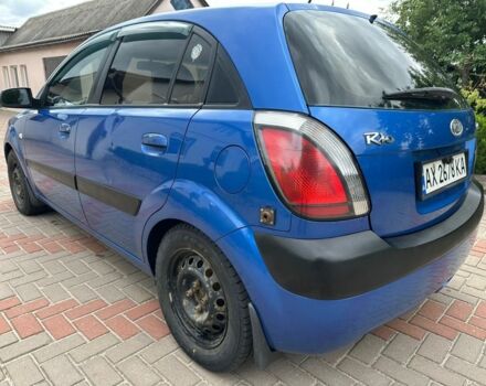 Синий Киа Рио, объемом двигателя 1.6 л и пробегом 215 тыс. км за 4800 $, фото 4 на Automoto.ua