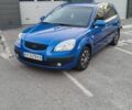 Синий Киа Рио, объемом двигателя 1.6 л и пробегом 216 тыс. км за 4300 $, фото 1 на Automoto.ua