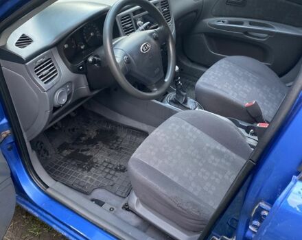 Синій Кіа Ріо, об'ємом двигуна 1.4 л та пробігом 165 тис. км за 3511 $, фото 7 на Automoto.ua