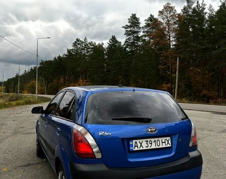 Синий Киа Рио, объемом двигателя 1.4 л и пробегом 198 тыс. км за 5300 $, фото 2 на Automoto.ua