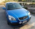 Синий Киа Рио, объемом двигателя 1.4 л и пробегом 250 тыс. км за 4400 $, фото 1 на Automoto.ua