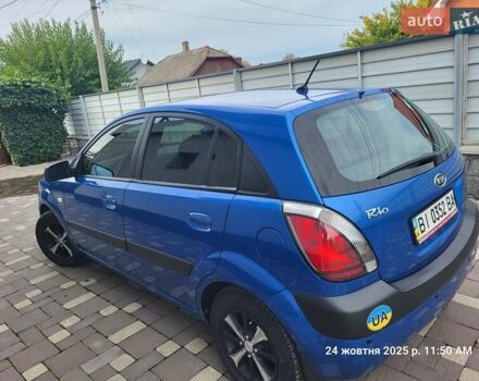 Синій Кіа Ріо, об'ємом двигуна 1.4 л та пробігом 85 тис. км за 5900 $, фото 4 на Automoto.ua