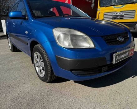 Синій Кіа Ріо, об'ємом двигуна 1.4 л та пробігом 343 тис. км за 4690 $, фото 3 на Automoto.ua