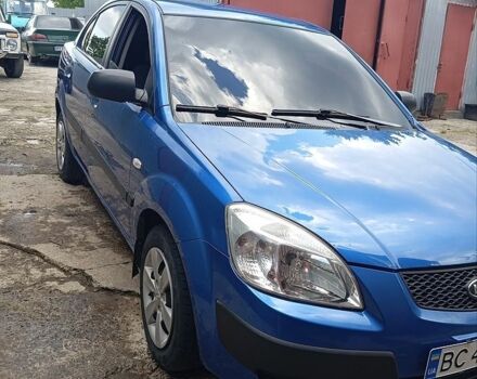 Синий Киа Рио, объемом двигателя 1.4 л и пробегом 180 тыс. км за 3800 $, фото 3 на Automoto.ua