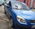 Синий Киа Рио, объемом двигателя 1.4 л и пробегом 180 тыс. км за 3800 $, фото 3 на Automoto.ua