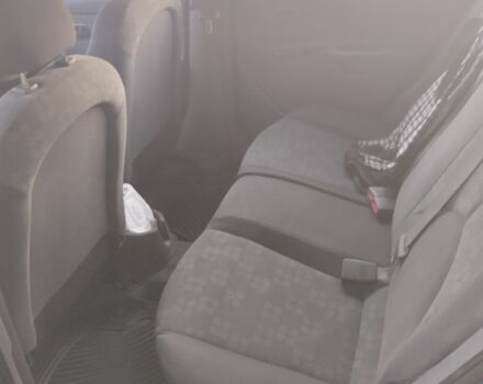 Синий Киа Рио, объемом двигателя 1.4 л и пробегом 190 тыс. км за 3200 $, фото 5 на Automoto.ua