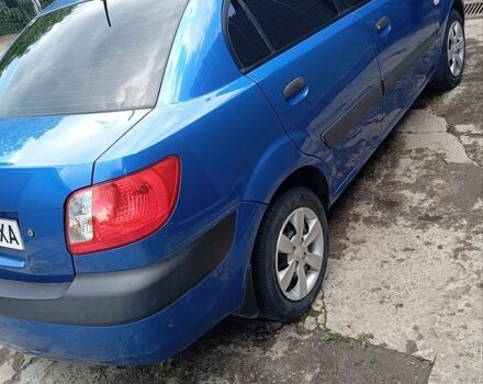 Синий Киа Рио, объемом двигателя 1.4 л и пробегом 180 тыс. км за 3800 $, фото 1 на Automoto.ua