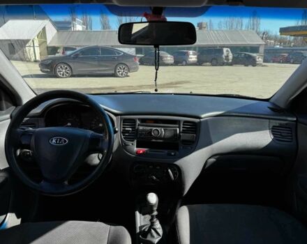 Синій Кіа Ріо, об'ємом двигуна 1.4 л та пробігом 343 тис. км за 4690 $, фото 21 на Automoto.ua