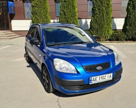 Синий Киа Рио, объемом двигателя 1.4 л и пробегом 155 тыс. км за 4700 $, фото 4 на Automoto.ua
