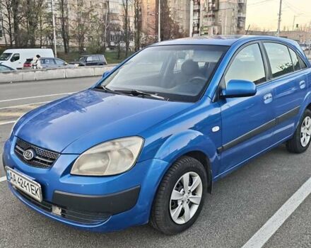 Синий Киа Рио, объемом двигателя 1.4 л и пробегом 339 тыс. км за 4800 $, фото 4 на Automoto.ua