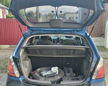 Синий Киа Рио, объемом двигателя 1.4 л и пробегом 190 тыс. км за 3200 $, фото 6 на Automoto.ua