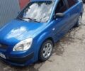 Синий Киа Рио, объемом двигателя 1.4 л и пробегом 180 тыс. км за 3800 $, фото 1 на Automoto.ua