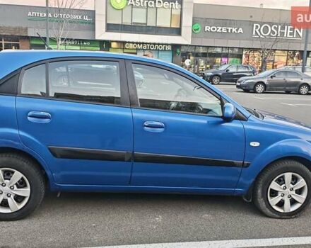 Синий Киа Рио, объемом двигателя 1.4 л и пробегом 339 тыс. км за 4800 $, фото 5 на Automoto.ua