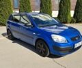 Синий Киа Рио, объемом двигателя 1.4 л и пробегом 155 тыс. км за 4700 $, фото 2 на Automoto.ua