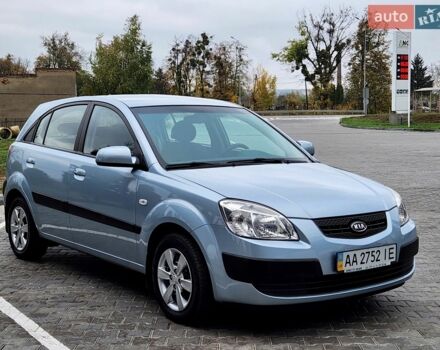Синий Киа Рио, объемом двигателя 1.4 л и пробегом 192 тыс. км за 6444 $, фото 2 на Automoto.ua