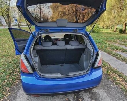 Синий Киа Рио, объемом двигателя 1.4 л и пробегом 142 тыс. км за 4200 $, фото 3 на Automoto.ua
