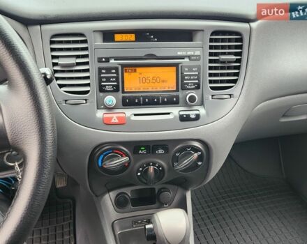 Синий Киа Рио, объемом двигателя 1.4 л и пробегом 192 тыс. км за 6444 $, фото 31 на Automoto.ua
