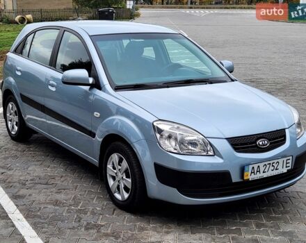 Синий Киа Рио, объемом двигателя 1.4 л и пробегом 192 тыс. км за 6444 $, фото 1 на Automoto.ua